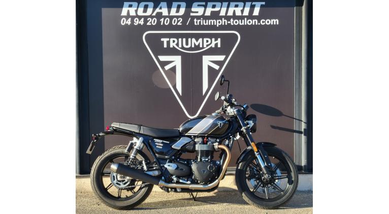 TRIUMPH SPEED TWIN 900