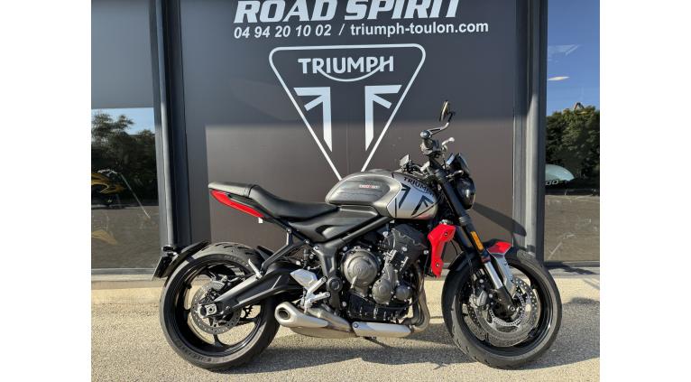 TRIUMPH TRIDENT 660