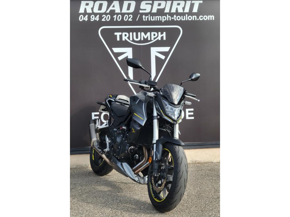HONDA CB 750 HORNET