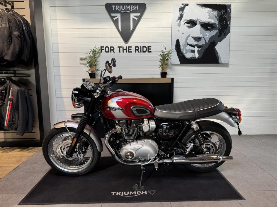TRIUMPH BONNEVILLE T120 ELVIS
